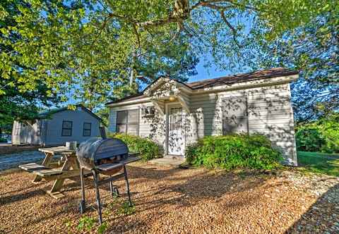 Others Quaint Cabin on Kentucky Lake w/ Resort Perks