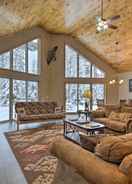 Imej utama Cozy Eagle River Home w/ Paddleboard & 2 Kayaks!