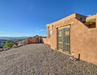 Others 2 Secluded Sanctuary w/ Sweeping Hilltop Views