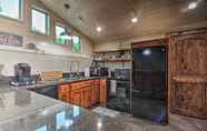 Lain-lain 4 Modern Arcadia Farmhouse on 80 Acres - Near Beach!