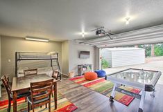 其他 7 'the Peacock House' - Waterfront Home w/ Hot Tub!