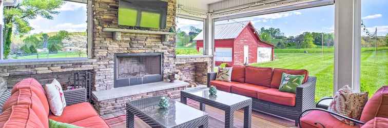 Others Grand Lafollette Home w/ View + Covered Patio!
