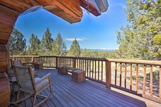 其他 Bend Log Cabin w/ Cascade Mountain Views!