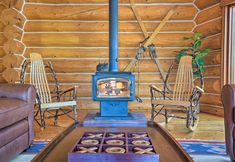 其他 4 Bend Log Cabin w/ Cascade Mountain Views!