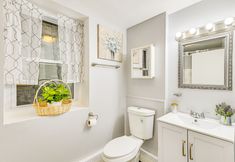 Others 3 Walk to Downtown Albany: Ten Broeck Triangle Apt!