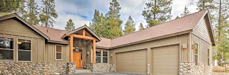 Others Spacious Sunriver Home w/ Hot Tub & Gas Grill