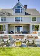 Imej utama Spacious Kennebunkport Home w/ View, 2 Mi to Beach