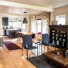 Interior 1 บ้าน Tacoma ที่ได้รับการปรับปรุงแล้ว พร้อมพาทิโอ: 3 ไมล์ไปยังใจกลางเมือง, โรงแรม & ที่พัก Washington