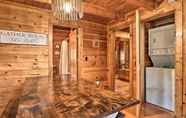 Others 4 Cozy Log Cabin: 7 Mi to Gatlinburg & Pigeon Forge!