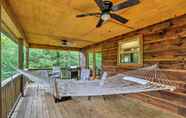 Others 7 Charming Murphy Cabin w/ Gas Grill + Fire Pit