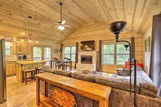Others 4 Charming Murphy Cabin w/ Gas Grill + Fire Pit