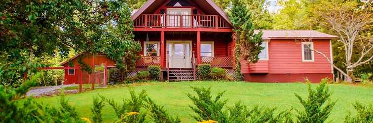 Others Spacious Brimstone Cabin w/ Hot Tub!