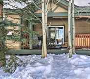 Others 4 Townhome w/ Hot Tub: 1 Mi to Breckenridge Main St!