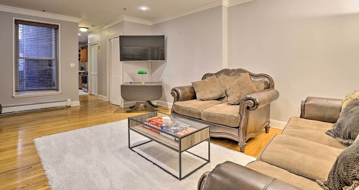 Others Hoboken Condo: Walk to Public Transit!