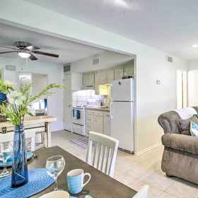 Interior1沃爾登高爾夫球場公寓,靠近康羅湖!,Resort Attractions, Inc.飯店