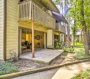 Lainnya 4 Walden Golf Course Condo Near Lake Conroe!