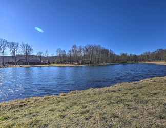 อื่นๆ 2 Family Cabin, Walk to Lake Wallenpaupack + Marina!