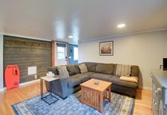 その他 4 Ocean-themed Westport Home: Bike to Ocean!