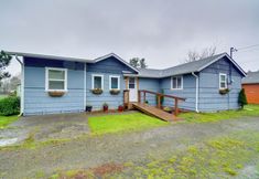 Others 3 Ocean-themed Westport Home: Bike to Ocean!