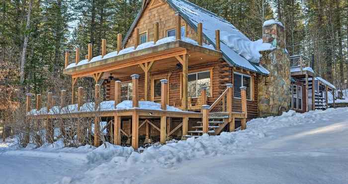 Others Alpine Adventures: Cozy Log Cabin w/ Deck & Views!