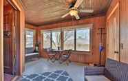 Others 2 New! Family Home, Walk to Buffalo Lake & Breweries