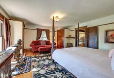 Others 6 Historic Auburn House on 37 Acres w/ Private Lake!