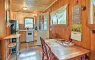 Lain-lain 3 Cabin Nestled by Lake Charlevoix: Pets are Welcome