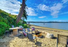 Others 2 Gig Harbor House w/ Private Beach + Views!