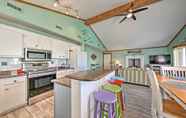 Others 5 Coastal Home W/deck, Outdoor Shower: Walk to Beach