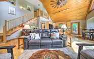 Others 5 Spacious Murphy Mtn Chalet w/ Private Hot Tub!