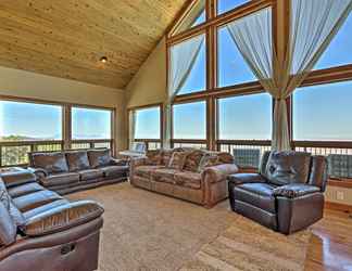 Others 2 Private Hilltop Home w/ Expansive View & Grill!