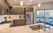 อื่นๆ 3 Trendy Denver Townhouse ~ 3 Miles to Downtown!