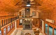 Lainnya 2 Stunning Hilltop Cabin on 2 Acres w/ River View!