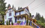 Others 5 'astoria Painted Lady' Historic Apt w/ River View!