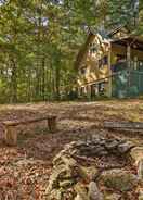 Imej utama Secluded Dupont State Forest Home, Pets Welcome!