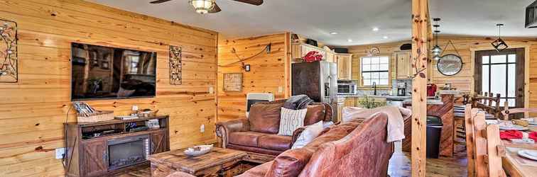 Lainnya Serene Cabins w/ Decks & 8 Acres on Kiamichi River