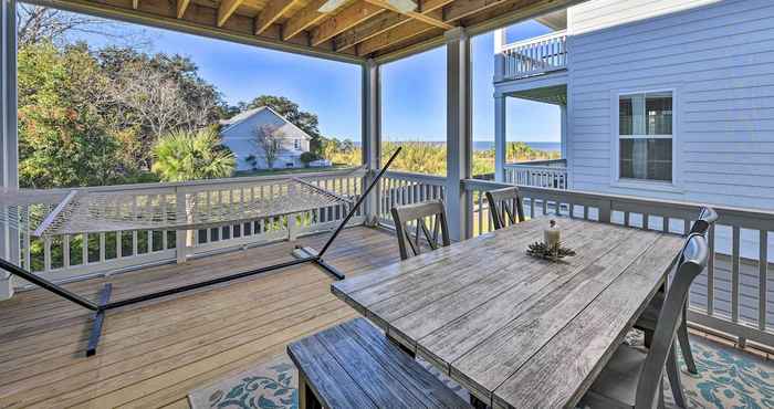 Others Breezy Getaway: Water Views From All 3 Decks!