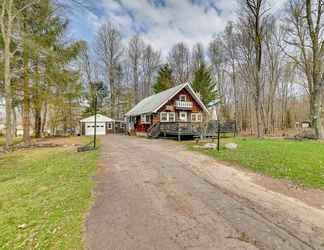 Others 2 Pocono Lake Vacation Rental w/ Game Room & Deck!