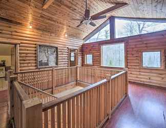 Lain-lain 2 Rustic Saranac Lake Cabin w/ Deck: Pets Welcome!