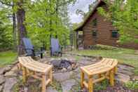 Others Beaver Lake Vacation Rental w/ Private Hot Tub!