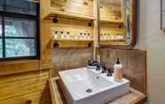 Lain-lain 4 Beaver Lake Vacation Rental w/ Private Hot Tub!