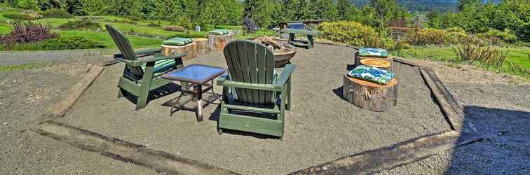 อื่นๆ Picturesque Port Angeles Cabin w/ Fire Pit!