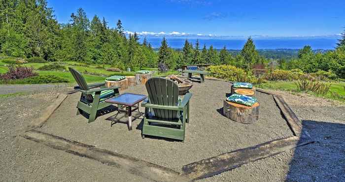 อื่นๆ Picturesque Port Angeles Cabin w/ Fire Pit!