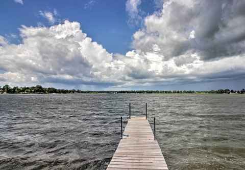 Others Lovely Lakefront Hideaway - Bring Your Boat!