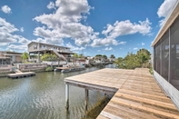 Others Sunny Hudson Escape w/ Gulf Views & Boat Dock