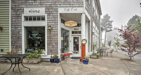 기타 2 Dog-friendly Home w/ Deck & Yard ~ Walk to Beach