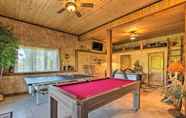 Others 4 Spacious Fish Haven Cabin w/ Game Room + Deck!