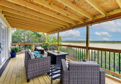 Others Texas Vacation Rental w/ Lake Granbury Views!