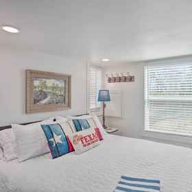 Interior14 Mi to Dtwn: Mckinney Tiny Home w/ Fire Pit,科林县法院飯店