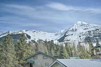 Others 4 Cabin w/ Hot Tub & Views: 1 Mile to Alyeska Resort
